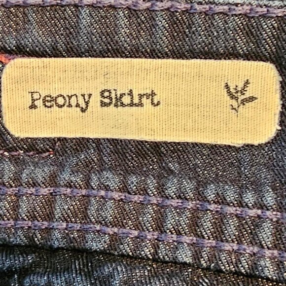 Women’s AG Peony Denim Skirt Dark Wash, 29 Waist - Picture 5 of 8